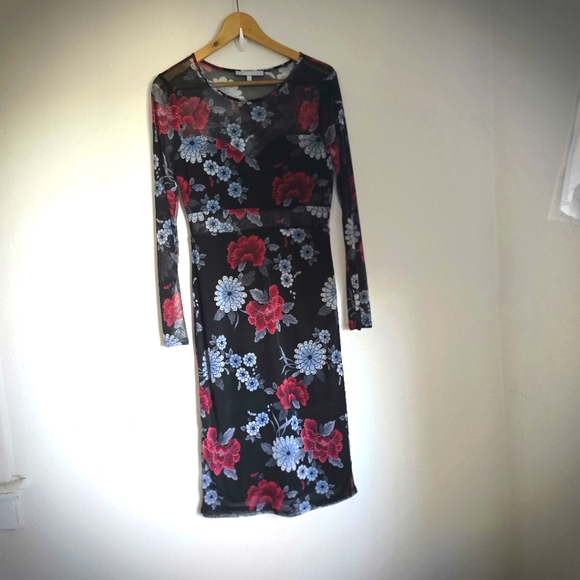 Sweet Rain Dresses & Skirts - Sweet Rain Dress Size M